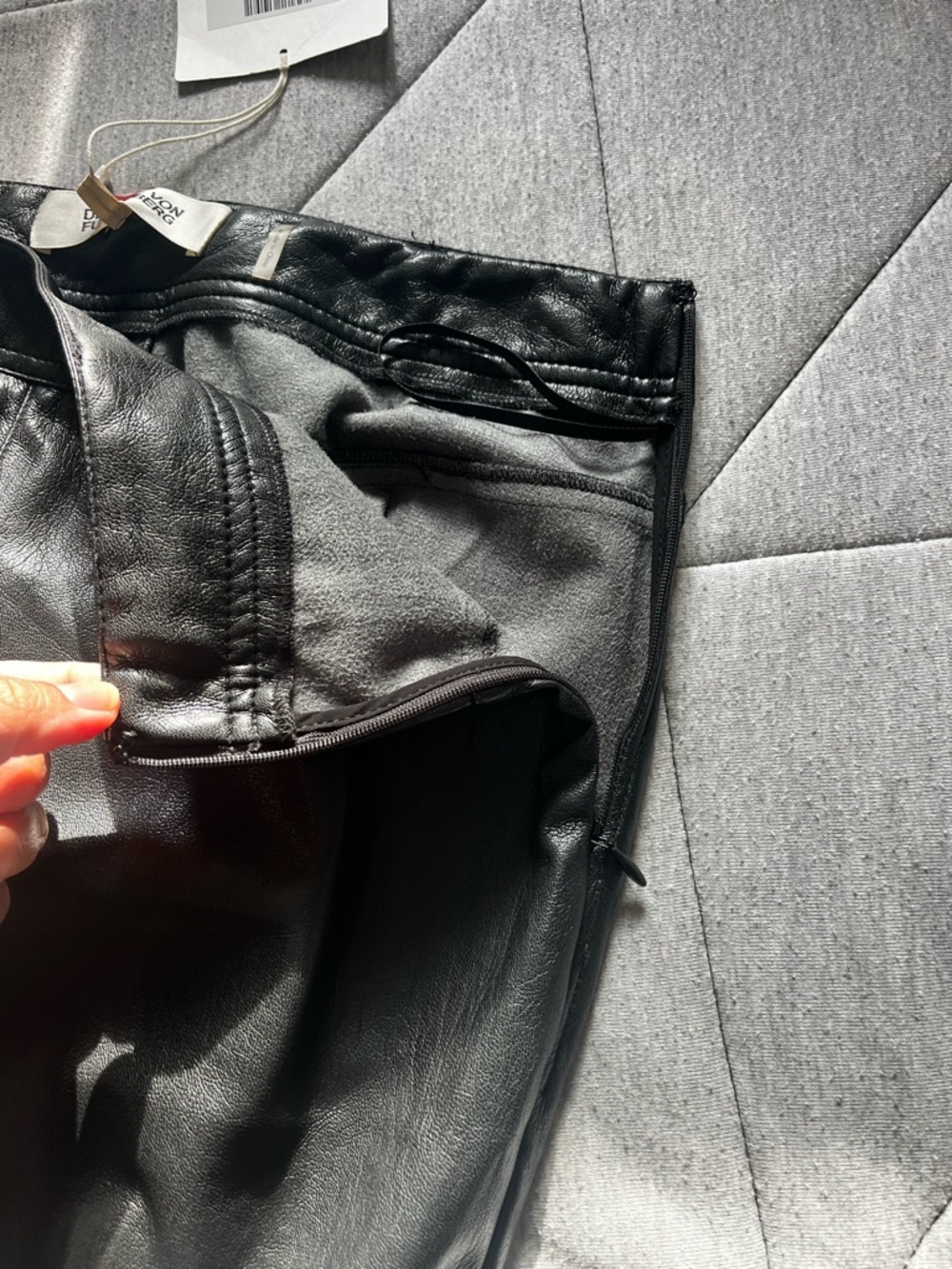 Diane Von Furstenberg Black Faux Leather Chanda Trousers - Picture 7 of 12